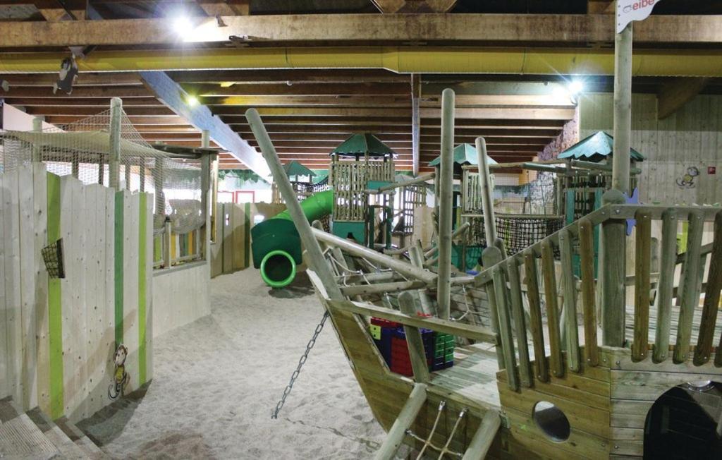 Het Familie Boshuisje - Vakantiewoning Op Prachtig Park Met Veel Faciliteiten Inc Ligbad Gramsbergen Εξωτερικό φωτογραφία